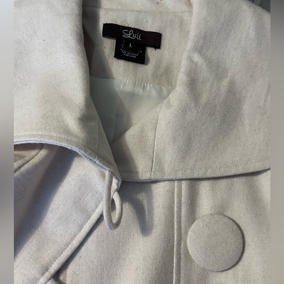 Wool ruffle hem and sleeve coat - Picture 2 of 4